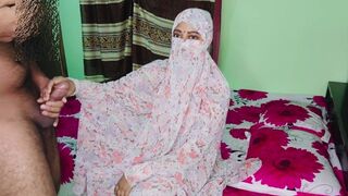 Desi Wifey in Burqa Shares Intimate Moment on Bed